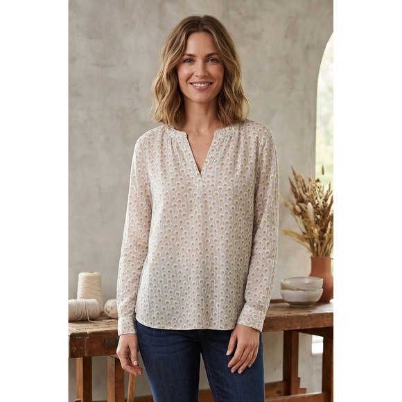 LOFT Tops - LOFT Women's Peacock Eyelet‎ Print V-Neck Long Sleeve Blouse Size M Cottage Boho